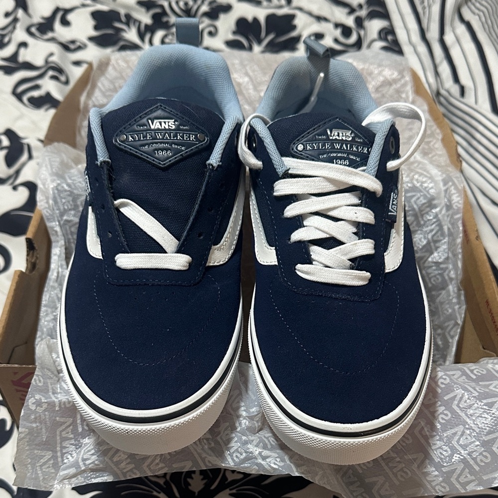 Vans Men's Dark Blue and White Sneakers Kyle Walker pro